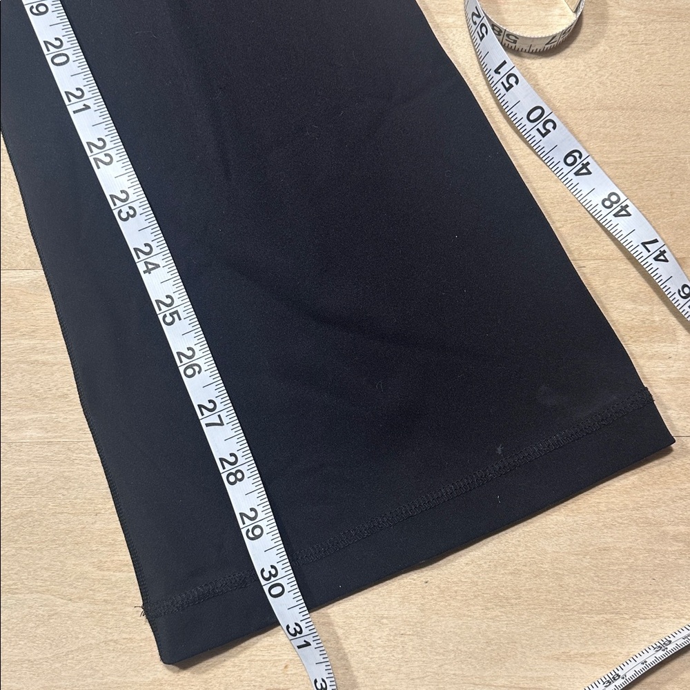Lululemon Black Flared Leggings Sz 4 - Picture 8 of 10